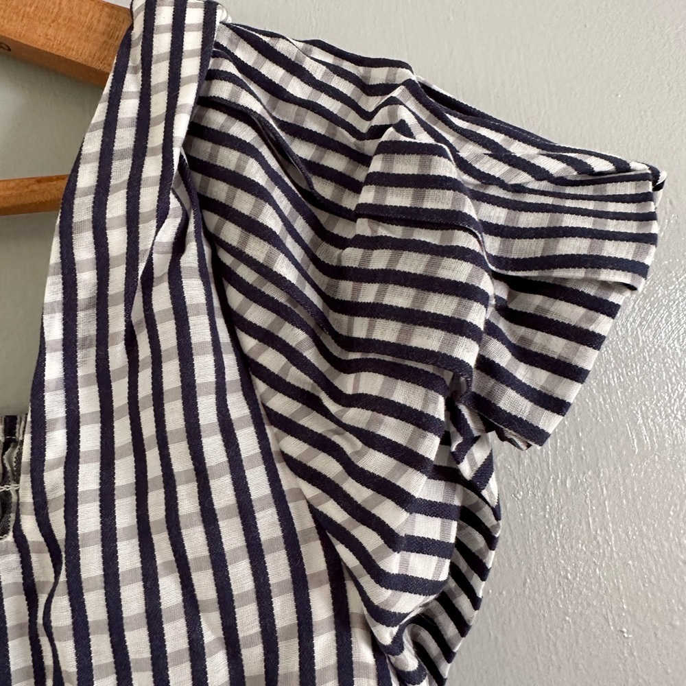 NWOT Gianni Bini Emily cropped navy/white rouche cropped top with elastic back - Picture 6 of 7